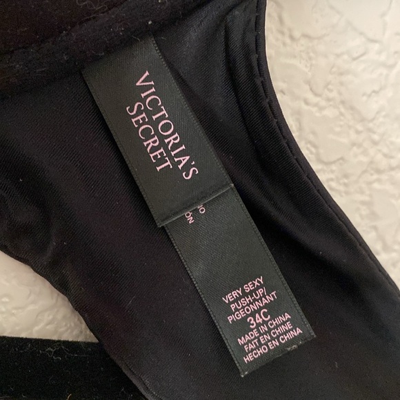 Victorias Secret front clasp bra - Picture 3 of 3